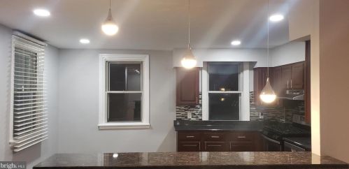 850 Longshore Ave, Philadelphia PA  19111-4423 exterior