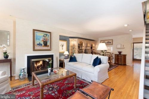 914 Wawaset St, Wilmington, DE 19806-3244
