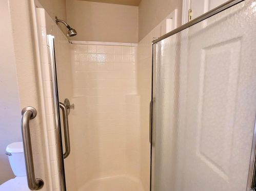 14 Ellie Dr, Santa Rosa CA  95403-1111 exterior
