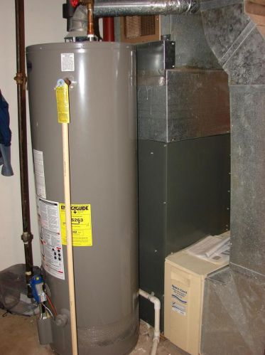 624 Iowa St, Dodgeville WI  53533-1906 exterior