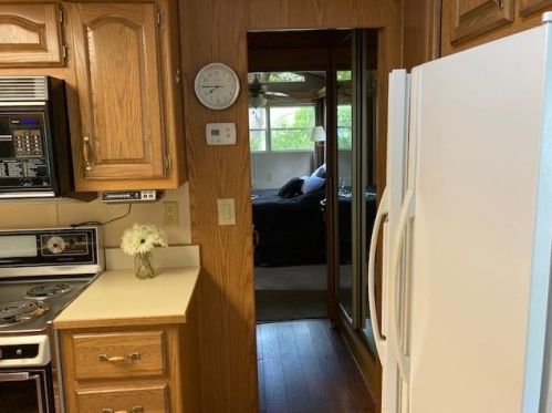 308 State Route 286, Seabrook NH  03874-4649 exterior
