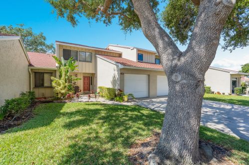 1678 Crossing Cir, Palm City, FL 34990-2441