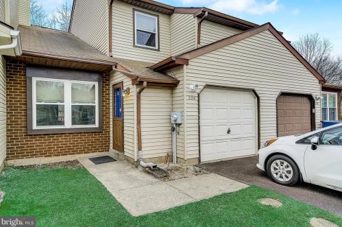 224 Flint Ct, Yardley, PA 19067-5716
