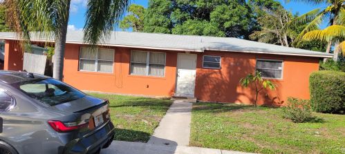 380 33rd St, West Palm Beach, FL 33404-3036