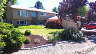 2307 36th Ave, Kennewick WA  99337-3106 exterior