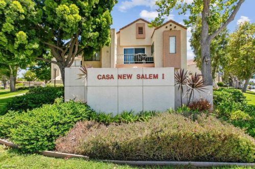 10895 Camino Ruiz, San Diego CA 92126-5048 exterior