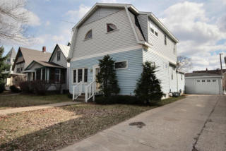 2204 Cass St, La Crosse, WI 54601-5166
