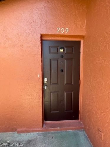 822 47th Ter, Cape Coral, FL 33904-9003