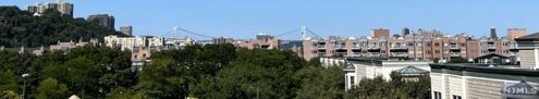 3218 City Pl, Edgewater NJ  07020-3150 exterior