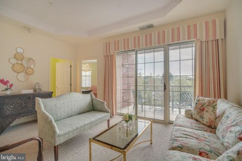 2117 Windrow Dr, Princeton NJ  08540-5023 exterior