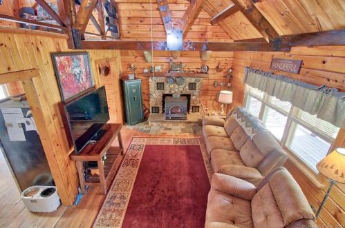 335 Marsh Rd, Litchfield, CT 06778-2201