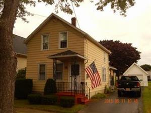 30 Jerboa St, Van Buren Bay, NY 14048-1104