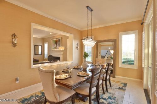 5391 Evening Sky Dr, Simi Valley CA  93063-5744 exterior