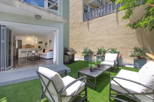 1250 Clay St, San Francisco CA  94108-1461 exterior
