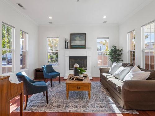 2075 Merlot Dr, Morgan Hill CA  95037-3883 exterior