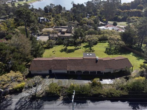 1472 Padre Ln, Pebble Beach CA  93953-3607 exterior