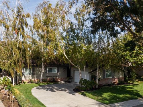 921 Kingfisher Dr, San Jose, CA 95125-2927