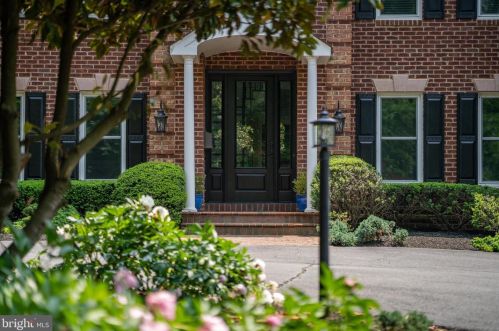 36477 Fox Haven Ln, Purcellville, VA