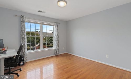 15843 Fourmile Creek Ct, Haymarket VA  20169-5427 exterior