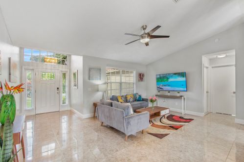 2903 Bella Rd, Fort Pierce, FL 34984-6330