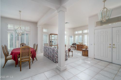 14218 Robertson Dr, Sun City, AZ 85375-2247