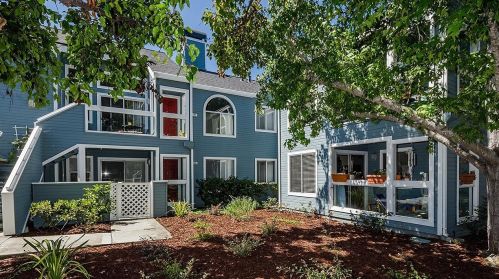 711 Portwalk Pl, Redwood City CA  94065-1811 exterior