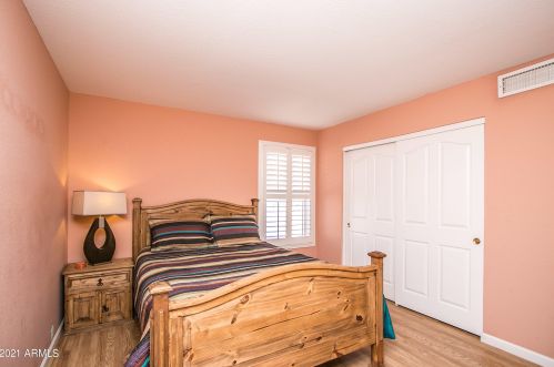 1434 Spur Ave, Gilbert AZ  85296-1946 exterior