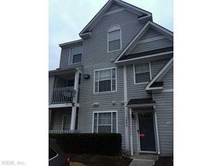 1032 Pebblewood Dr, Virginia Beach VA  23464-1856 exterior