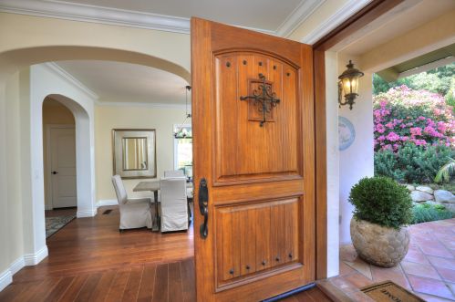 731 Las Canoas Pl, Santa Barbara CA 93105-2329 exterior