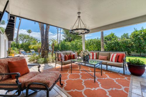 5119 Paradise Dr, Scottsdale AZ 85260-5433 exterior