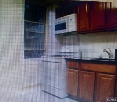 34 74th St, North Bergen NJ  07047-4716 exterior
