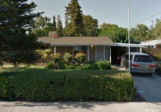 7406 Pine St, Hughson, CA 95326-9475