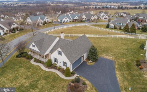 401 Stuben Dr, Marsh, PA 19520-9265