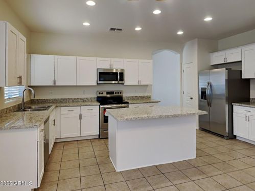 11613 Adams St, Avondale AZ  85323-1179 exterior