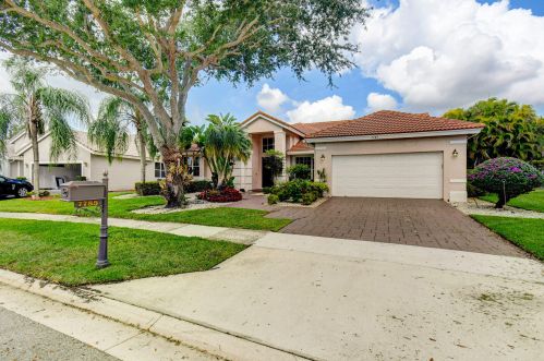 7785 Dorchester Rd, Boynton Beach, FL 33472-5006
