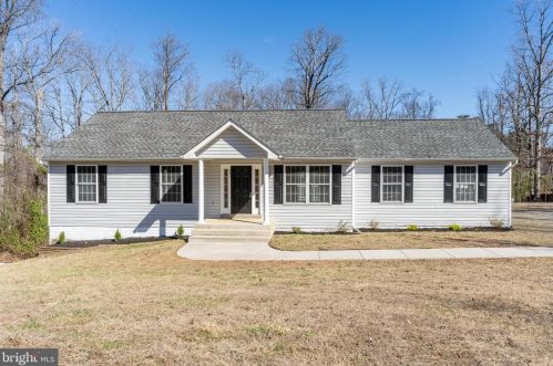 931 Ramoth Church Rd, Fredericksburg, VA 22406-4519