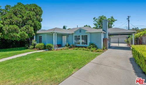 4610 Ventura Canyon Ave, Van Nuys, CA 91423-3130
