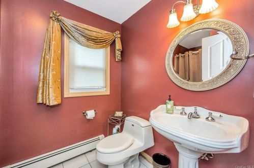 23 Daisy Dr, Mahopac NY  10541-5526 exterior