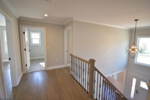31 Lupine Way, Clark NJ  07066-1822 exterior
