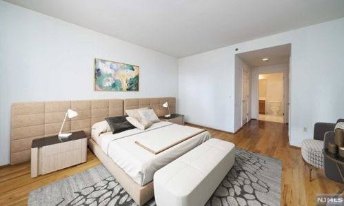 2103 City Pl, Edgewater, NJ 07020-3144