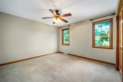 105 Myrtle Ct, Gibsonia PA  15044-8922 exterior