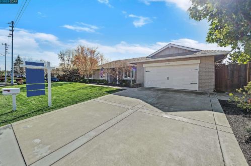 1429 Harlan Dr, Danville, CA 94526-5201