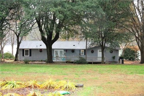12308 Haymarket Rd, Charlotte, NC 28214-9209