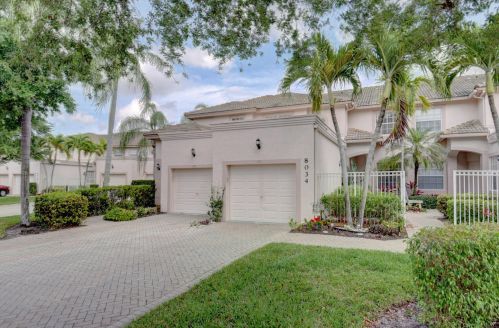 8034 Aberdeen Dr, Boynton Beach, FL 33472-2982