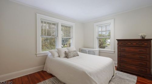 235 Seneca Pl, Westfield NJ  07090-4348 exterior