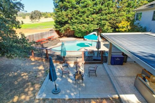 2862 Aquamarine Cir, Rescue CA  95672-9339 exterior