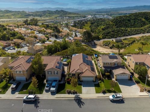29924 Shadow Pl, Santa Clarita, CA 91384-4569