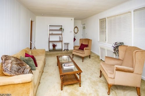 9 Rich St, Irvington NJ  07111-2020 exterior