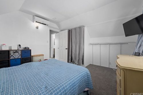 44327 Heaton Ave, Lancaster CA 93534-4337 exterior