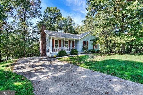 78 Woodland Dr, Shrewsbury, PA 17361-1233